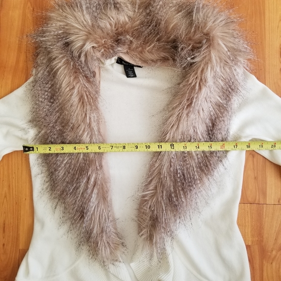 WHBM Faux Fur Collar Drape Cardigan - Picture 13 of 16